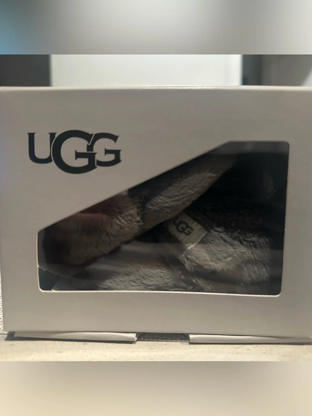 UGG Bixbee Baby Size 0/1 (0-6 Months)  Charcoal Brand New MSRP $50